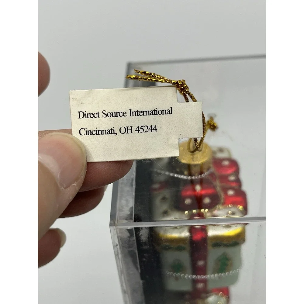 Hand Crafted Glass Presents Christmas Ornaments Set 3 by Unique Treasures 2